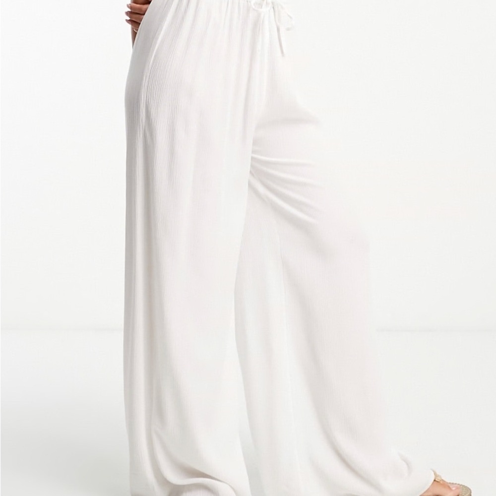 Beach Drawstring White Women's Pants by iisla & bird
